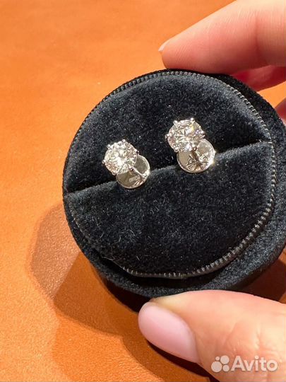 Серьги с выращенным бриллиантом 2.04 карата