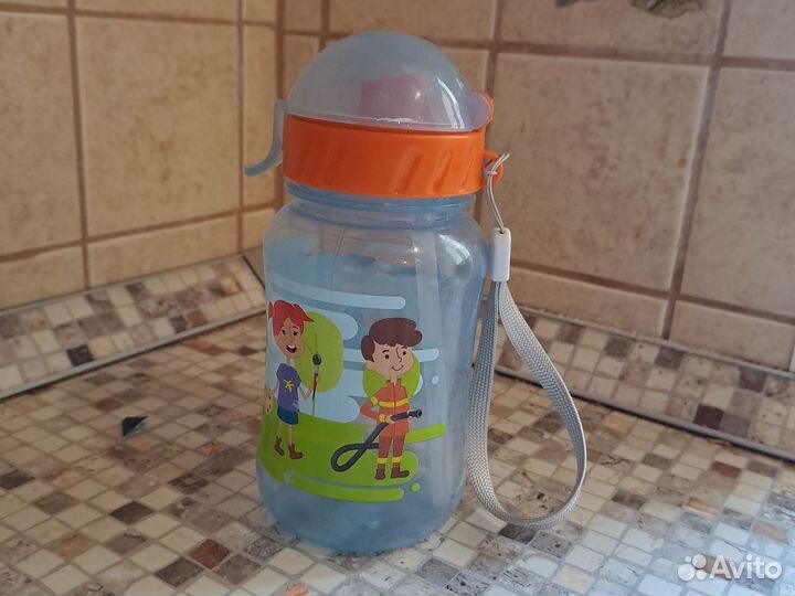 Поильник с трубочкой новый