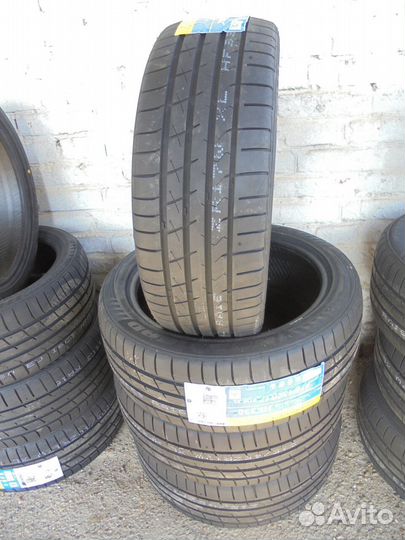 Habilead HF330 215/45 R17 91W