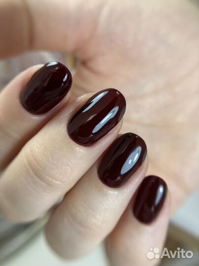 Маникюр с покрытием гель-лаком