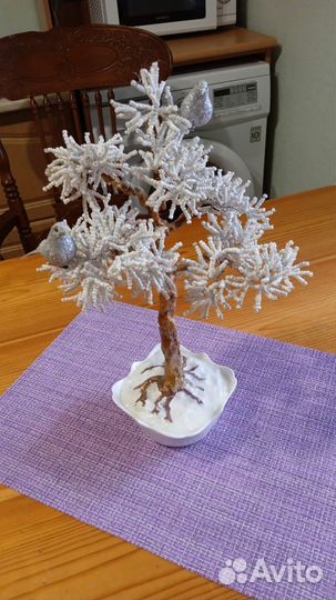 Цветы из бисера в ассортименте