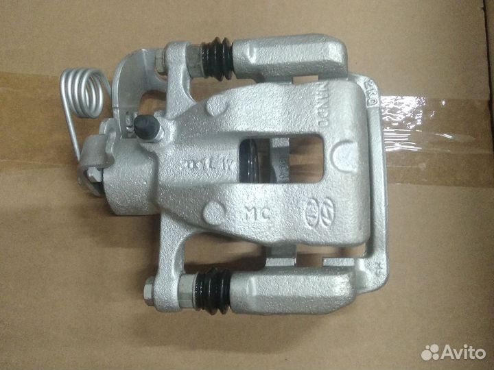 Супорт kia hyundai заднии правый