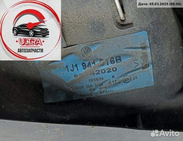 Фара правая б/у Volkswagen Golf-4