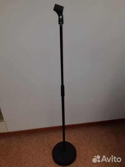 Стойка для микрофона прямая черная новая