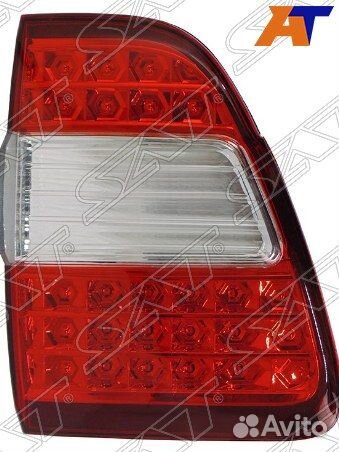 Фонарь в крышку багажника toyota land cruiser cygn