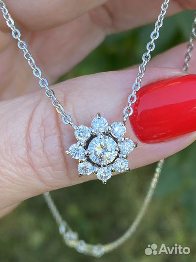 Подвеска с бриллиантами