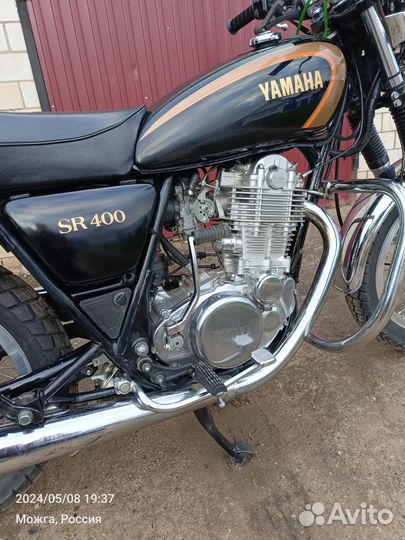 Yamaha sr400