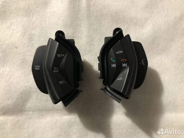 Кнопки круиз-контроля от Форд Фокус 3