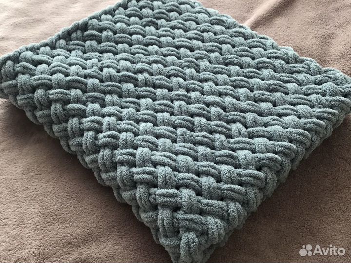 Плед из ализе пуффи