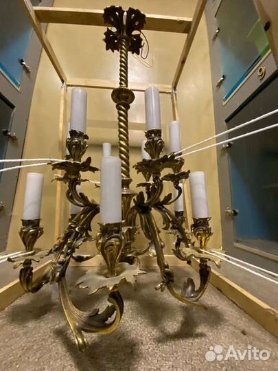 Люстра бронзовая 12 световых точек