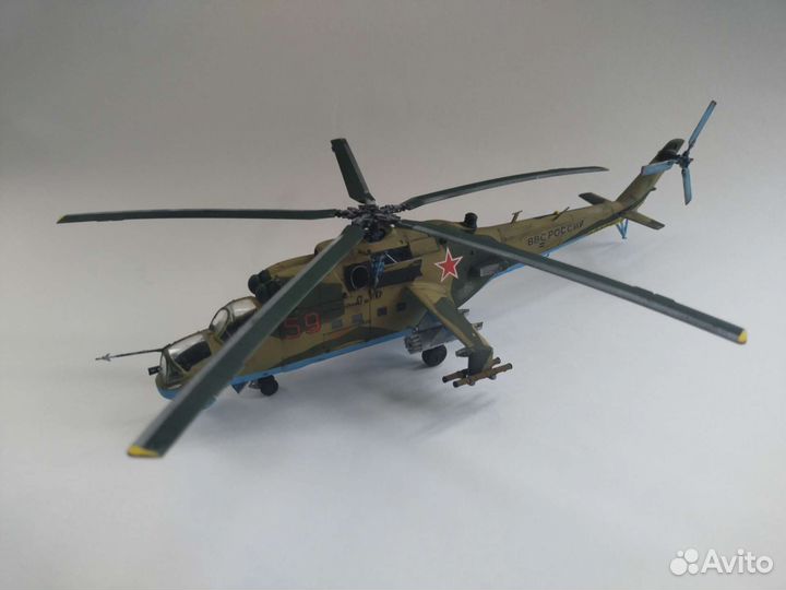 Готовая модель вертолета Ми-24П