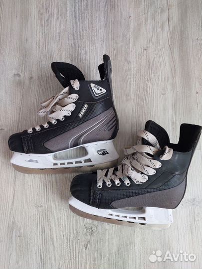 Коньки хоккейные 40 размер