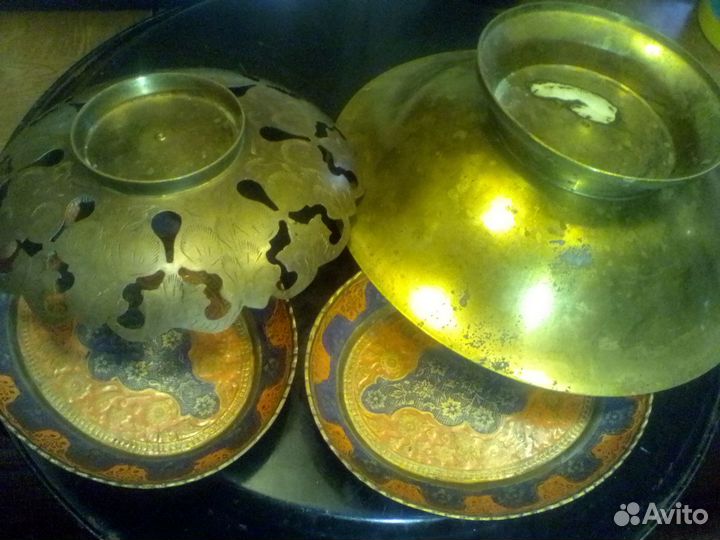 Бронзовые с эмалями чаши вазы тарелки блюда индии