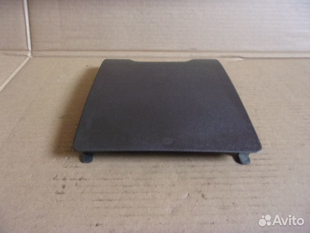 Опель Омега А, 87-93г., крышка предохранителей