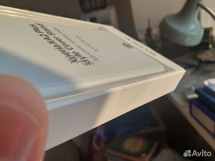 Оригинальный чехол-книжка Sony Xperia XA2 Plus