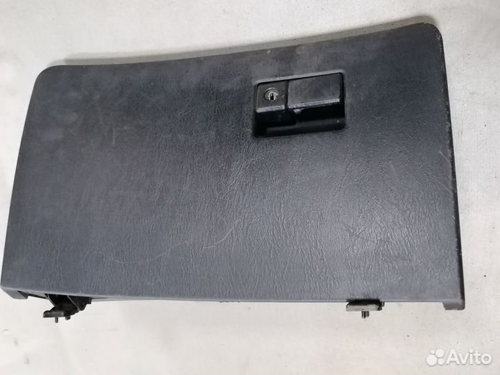 Бардачок пассажирский Toyota Corona ST190 1992-96