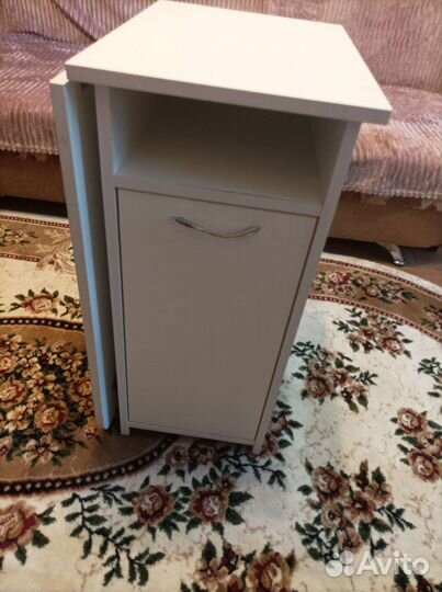 Столик для маникюра бу