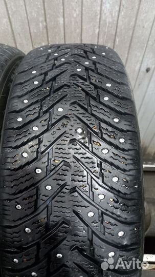 Nokian Tyres Hakkapeliitta 8 185/60 R15 88T