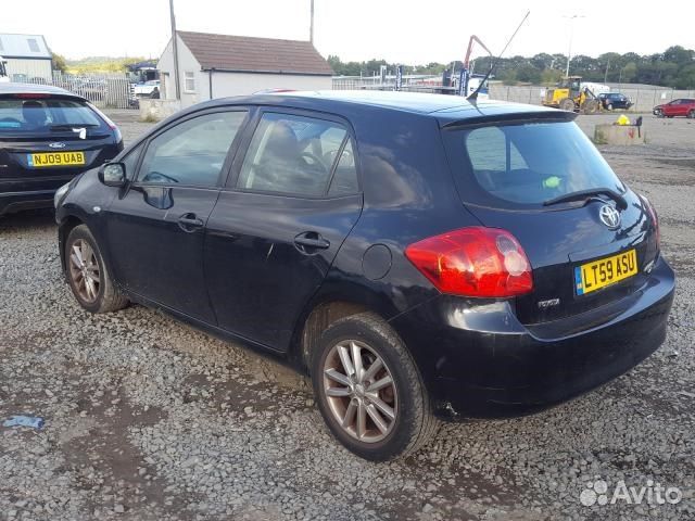 Разбор на запчасти Toyota Auris E15