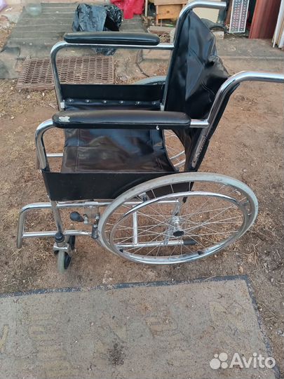 Коляска инвалидная