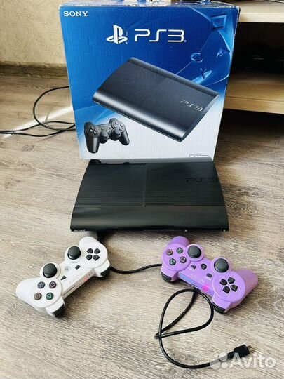 PS3 Super Slim 500гб 2 геймпада игры коробка