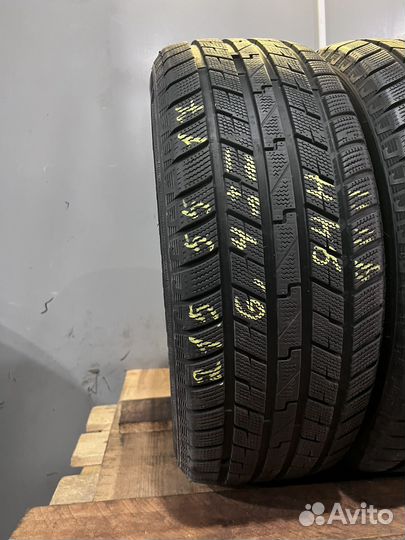 Jinyu YW60 215/55 R17 94H