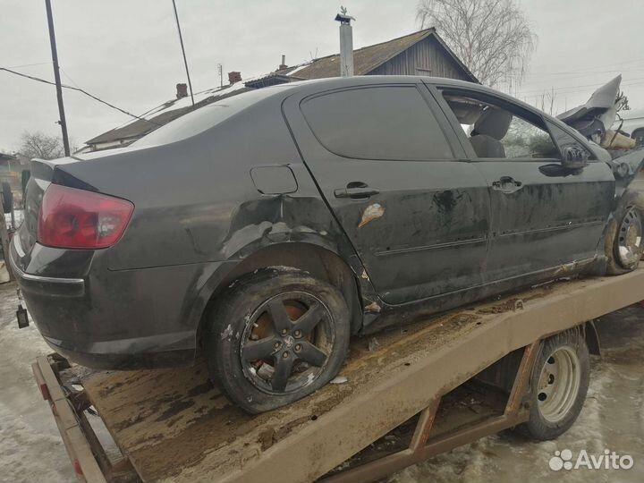 В разборе Peugeot 407
