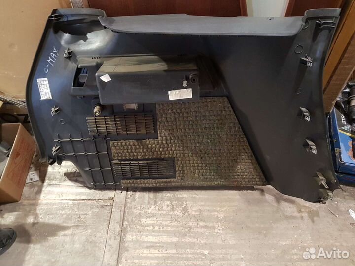 Обшивка багажника ford C-MAX