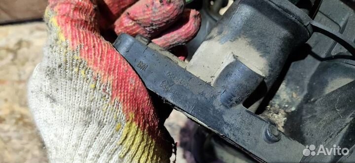 Коллектор впускной Opel Astra H 2004-2014