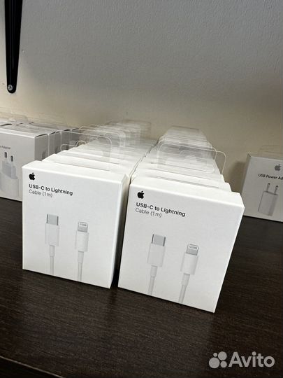Оригинальный кабель на iPhone USB-C