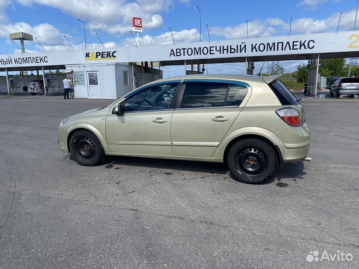 Opel Astra 1.8 МТ, 2004, 300 785 км