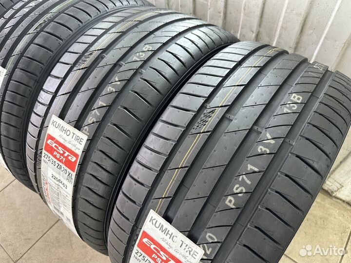 Kumho Ecsta PS71 245/40 R20 и 275/35 R20