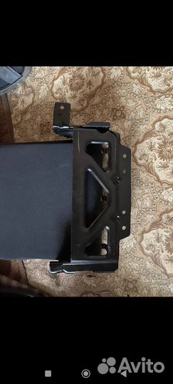 Подлокотник skoda rapid