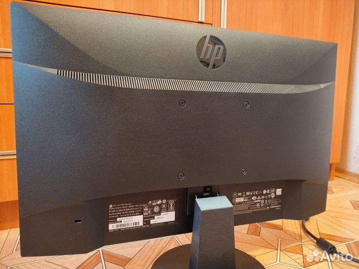 Монитор HP V22