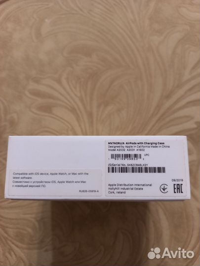 Оригинальная коробка от наушников AirPods 2