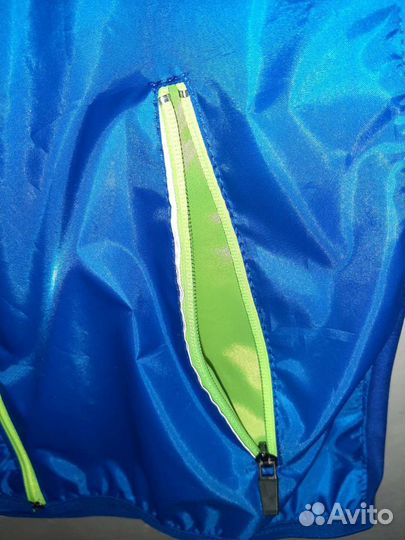 Жилет спортивный, разминочный