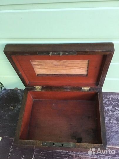 Сундучки и шкатулка