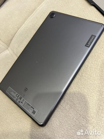Планшет Lenovo Tab m8