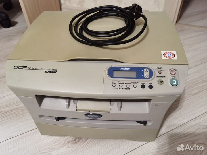Принтер Сканер Копир Мфу Brother DCP-7010R