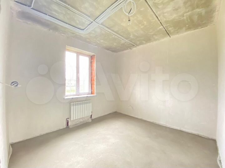 Таунхаус 100 м² на участке 4 сот.