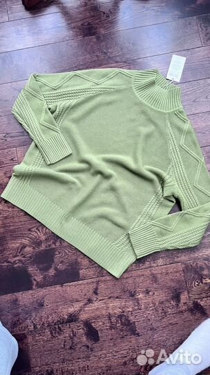 Свитер новый шерсть травяной новый