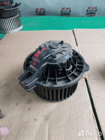 Моторчик печки на Hyundai Solaris