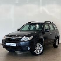 Subaru Forester 2.5 AT, 2011, 290 000 км, с пробегом, цена 819 000 руб.