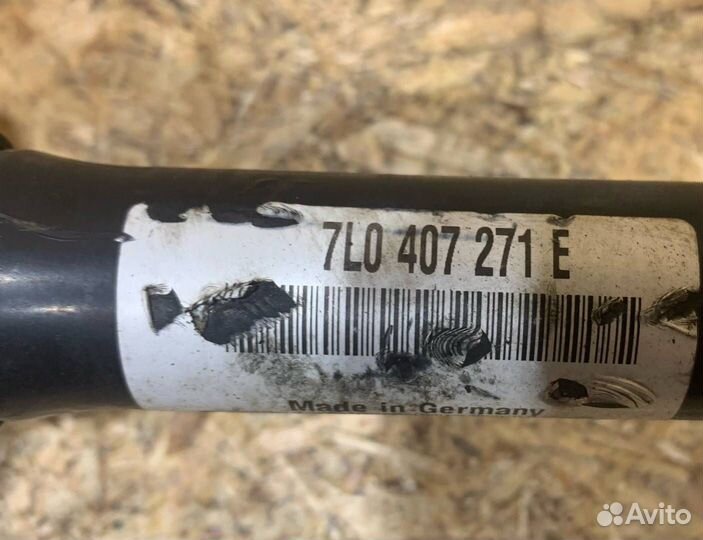 Полуось передняя Volkswagen Touareg 2005