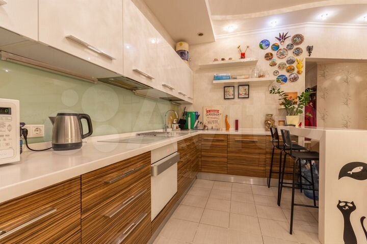 Комната 18 м² в 3-к., 14/18 эт.