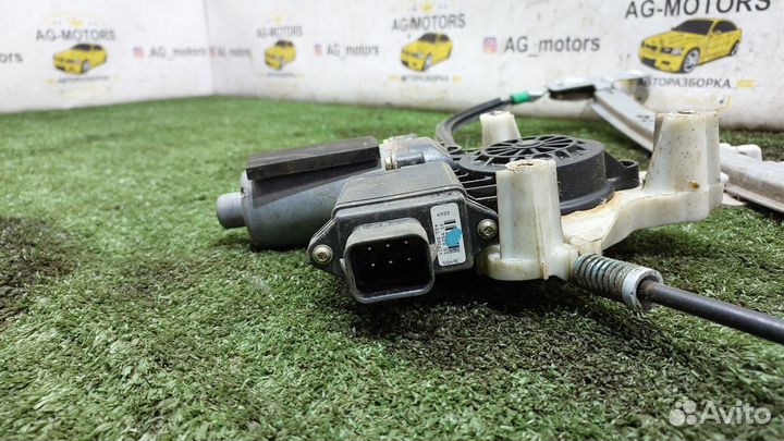 Стеклоподъемник Mitsubishi Carisma I