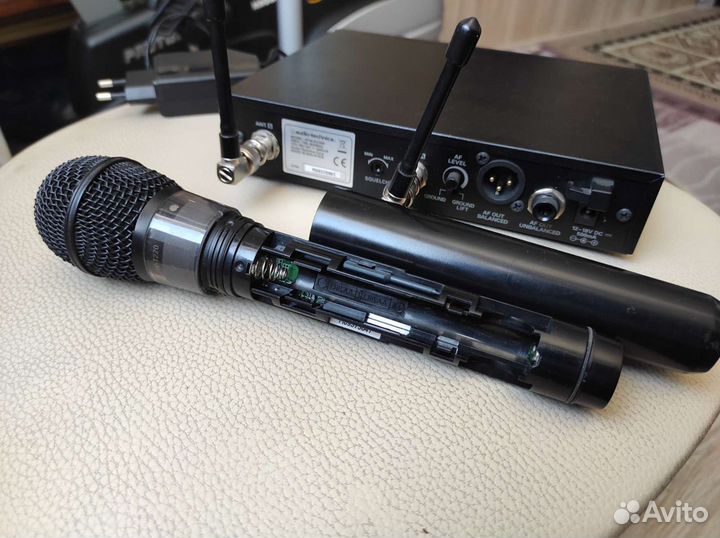 Радиосистема audio-technica ATW R2100 c микрофоном