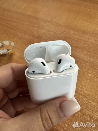 Airpods 2 поколение
