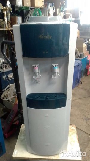 Кулер для воды напольный family WBF-1000LA