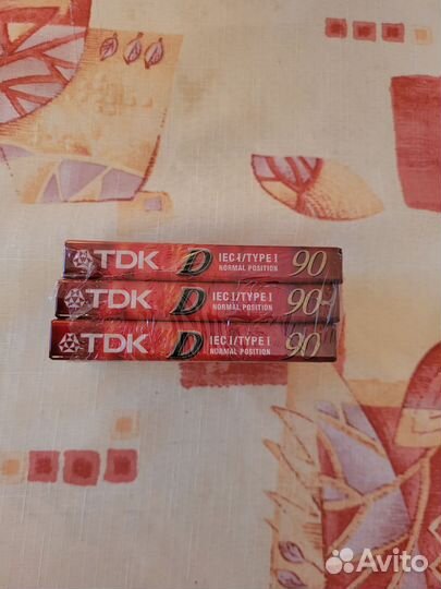 Аудиокассета TDK D90